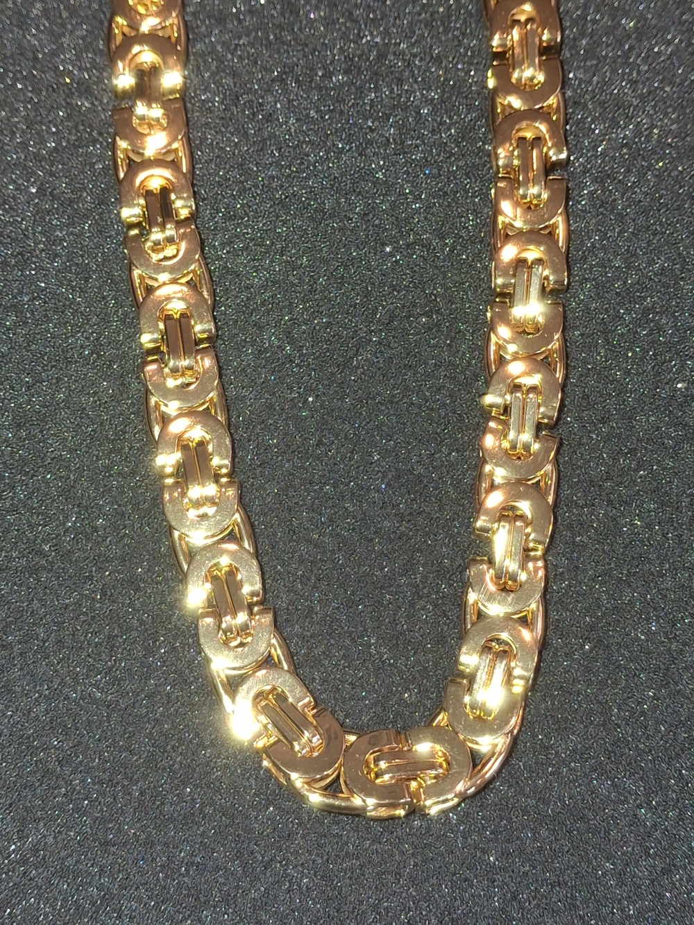 Elegant Gold Link Chain Necklace - Men/ Women Jewelry